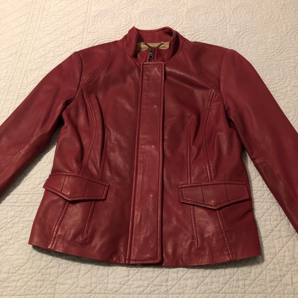 Banana Republic leather jacket. Size small. - Picture 3 of 14